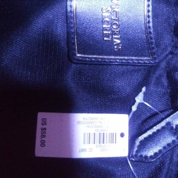 Vitoria's Secret "Love Vitoria" Tote Bag NWT - Picture 3 of 6